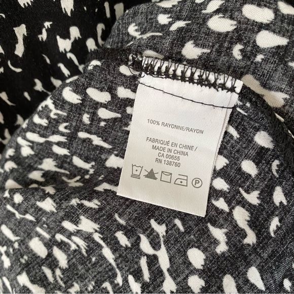3/$30💚Reitmans black and white abstract print long sleeve blouse size large - Picture 16 of 16